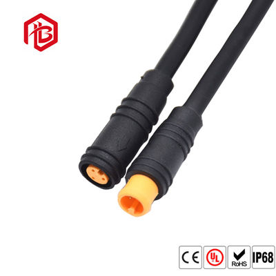 Comprar Conector de cable hermético al aire libre del caucho M8 del PVC online manufacture